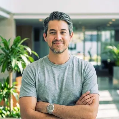 César Ruelas
